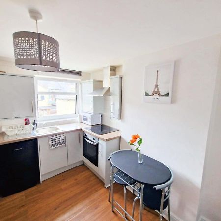 Jpl Apartment Cardiff Bagian luar foto