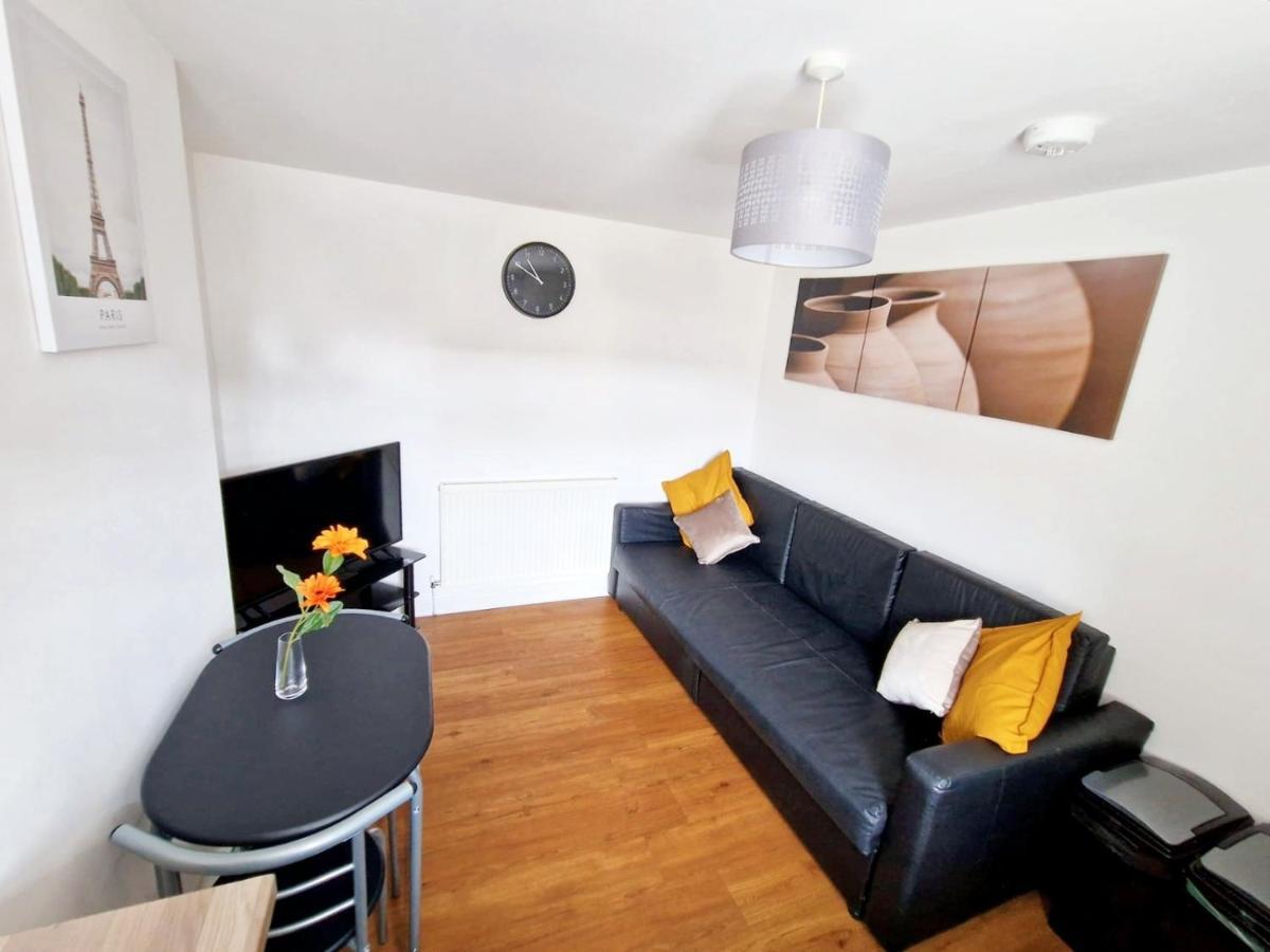 Jpl Apartment Cardiff Bagian luar foto