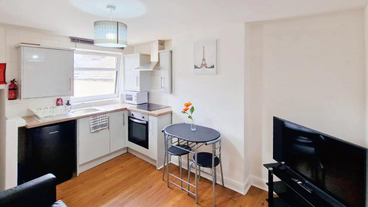 Jpl Apartment Cardiff Bagian luar foto