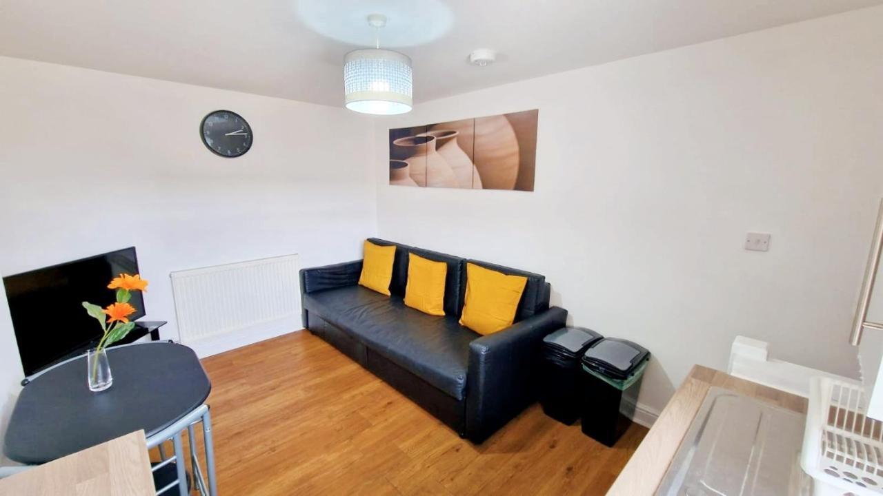Jpl Apartment Cardiff Bagian luar foto